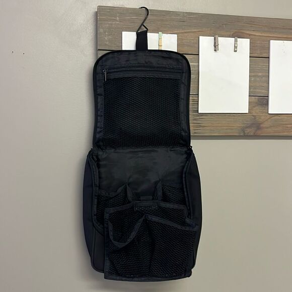 Unbranded Black Travel Toiletries Hanging Bag Hook and Loop Removable Component - Picture 2 of 13